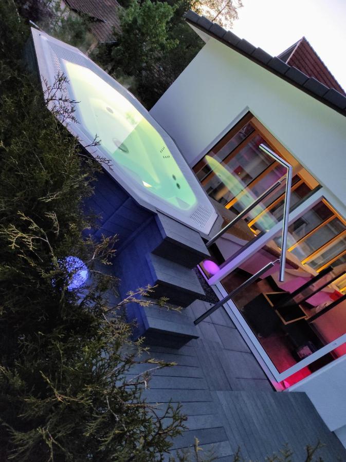 באיירסברון Wellness Hotel Garni Krone מראה חיצוני תמונה