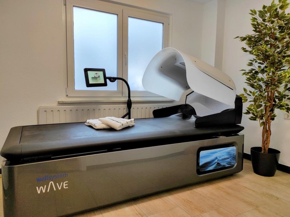 באיירסברון Wellness Hotel Garni Krone מראה חיצוני תמונה