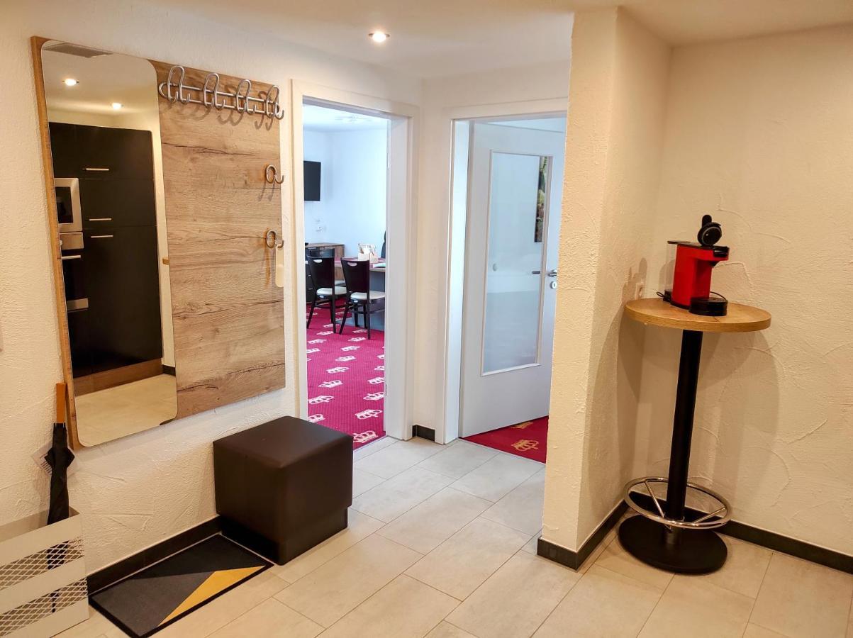 באיירסברון Wellness Hotel Garni Krone מראה חיצוני תמונה