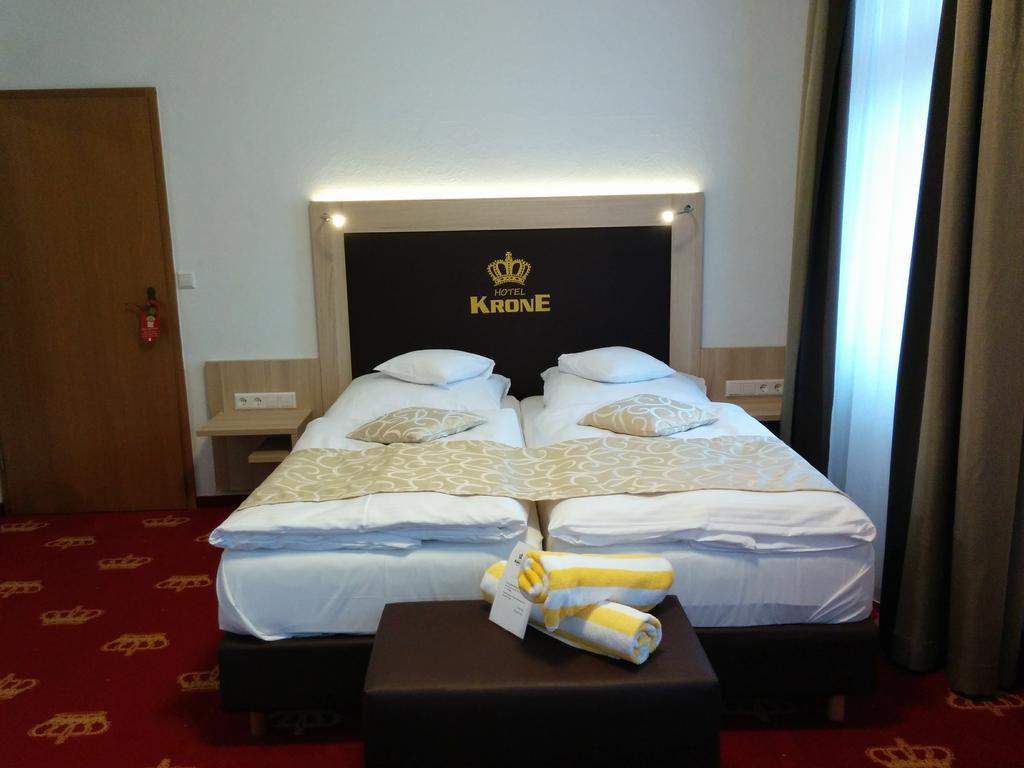 באיירסברון Wellness Hotel Garni Krone מראה חיצוני תמונה