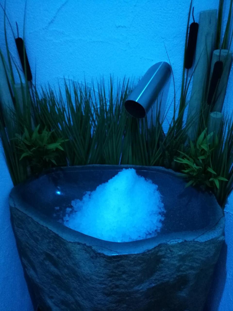 באיירסברון Wellness Hotel Garni Krone מראה חיצוני תמונה